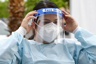 Disposable Face Shield Protective Isolation Mask | Aesthetics Supplies ...